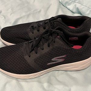 SKETCHERS Womens Gen5 AIR COOLED GOGA MAT Memory Foam Sneakers